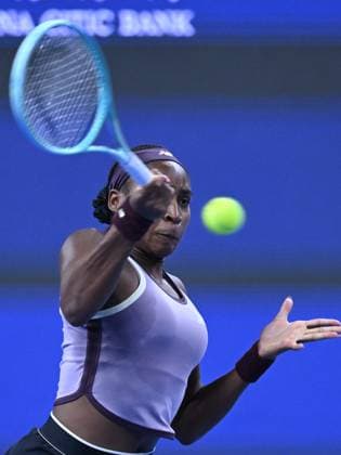 (241003) -- BEIJING, Oct. 3, 2024 -- Coco Gauff of the United States hits a return during the women s singles quarterfinal against Yuliia Starodubtseva of Ukraine at the 2024 China Open tennis tournament in Beijing, China, Oct. 3, 2024. ) (SP)CHINA-BEIJING-TENNIS-CHINA OPEN-WOMEN S SINGLES(CN) ZhangxLong 