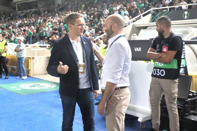 Cyprus : Omonoia FC vs Vikingur Reykjavik Omonoia manager VALDAS DAMBRAUSKAS (L) and Vikingur Reykjavik manager ARNAR GUNNLAUGSSON (R) are seen before the game, Nicosia, Cyprus, on Oct. 3, 2024. Omonoia FC plays against Vikingur Reykjavik at GSP Stadium for the League phase of the UEFA Conference League competition. Nicosia Nicosia Cyprus Copyright: xKOSTASxPIKOULASx