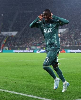 Pape Sarr of Tottenham Hotspur celebrates scoring the opening goal Ferencvaros v Tottenham Hotspur, UEFA Europa League, Group Stage, Football, Groupama Arena, Budapest, Hungary, 03 Oct 2024 EDITORIAL USE ONLY No use with unauthorised audio, video, data, fixture lists, club league logos or live services. Online in-match use limited to 120 images, no video emulation. No use in betting, games or single club league player publications.  Copyright: xMichaelxZemanek Shutterstockx 14750796p