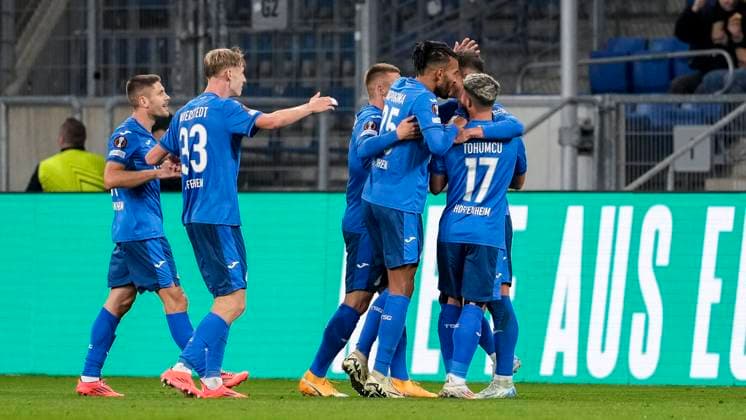 TSG 1899 Hoffenheim players, cheer about the goal to 2 0, cheer, goal celebration, celebrate the goal, goal, celebration, cheers about the goal, rejoicing, joy, rejoices, optimistic, positive, game scene, Highlight, Action, Action, 03 10 2024, Sinsheim Germany , Football, UEFA Europa League, Group Stage, TSG 1899 Hoffenheim Dynamo Kiev, REGULATIONS PROHIBIT ANY USE OF PHOTOGRAPHS AS IMAGE SEQUENCES AND OR QUASI VIDEO xozx