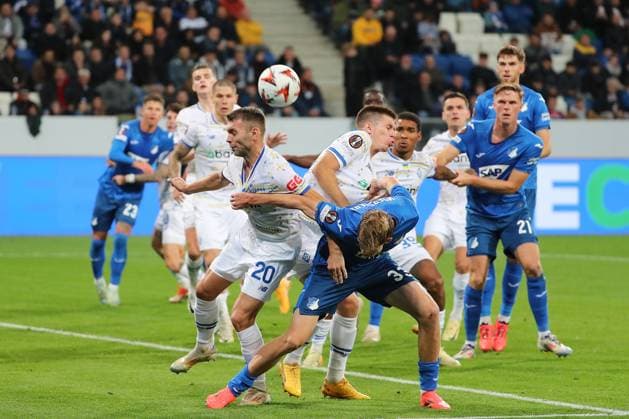 03 10 2024, xtvx, Football UEFA Europa League, TSG 1899 Hoffenheim Dynamo Kiev emspor, v l duel, duel, tackle, compete Oleksandr Karavalev FC Dynamo Kyiv Max Moerstedt TSG 1899 Hoffenheim DFL DFB REGULATIONS PROHIBIT ANY USE OF PHOTOGRAPHS as IMAGE SEQUENCES and or QUASI VIDEO Sinsheim