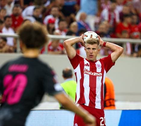 Olympiacos F.C. v S.C. Braga UEFA Europa League Costinha of Olympiacos F.C. during the UEFA Europa League match at Karaiskakis Stadium, Piraeus UK Newspapers OUT Copyright: xYannisxHalasx FIL-20717-0059