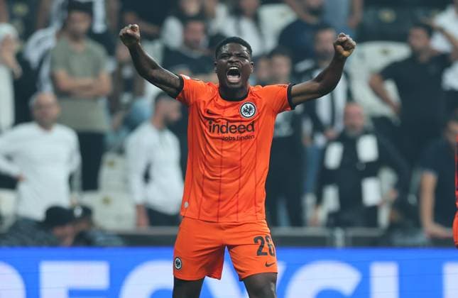 03 10 2024, Football UEFA Europa League, Besiktas JK Istanbul Eintracht Frankfurt, emonline, emspor, v l , Goal celebration to 0 2 by Junior Dina Ebimbe Eintracht Frankfurt , Goal celebration, celebrate the goal DFL DFB REGULATIONS PROHIBIT ANY USE OF PHOTOGRAPHS AS IMAGE SEQUENCES AND OR QUASI VIDEO xdcx Copyright: HMBxMedia
