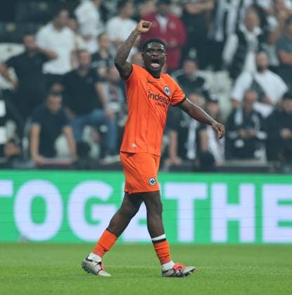 03 10 2024, Football UEFA Europa League, Besiktas JK Istanbul Eintracht Frankfurt, emonline, emspor, v l , Goal celebration to 0 2 by Junior Dina Ebimbe Eintracht Frankfurt , Goal celebration, celebrate the goal DFL DFB REGULATIONS PROHIBIT ANY USE OF PHOTOGRAPHS AS IMAGE SEQUENCES AND OR QUASI VIDEO xdcx Copyright: HMBxMedia