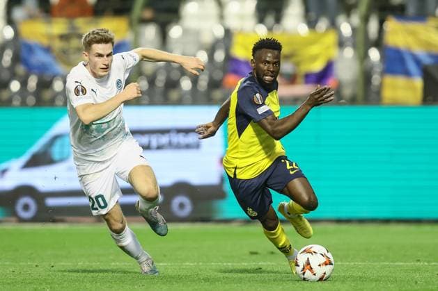Bodo s Fredrik Sjovold and Union s Ousseynou Niang fight for the ball during a soccer match between Belgian team Royale Union Saint-Gilloise and Norwegian team Bodo Glimt, Thursday 03 October 2024 in Brussels, on the second day of the UEFA Europa League tournament. BRUNOxFAHY  x101880739x