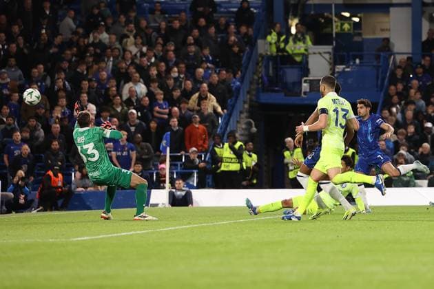 Chelsea v KAA Gent Europa Conference League 03 10 2024. Matchday 1 of 6 GOAL 2-0 Pedro Neto of Chelsea scores during the Europa Conference League match between Chelsea and KAA Gent at Stamford Bridge, London, England on 3 October 2024. London Stamford Bridge Greater London England Editorial use only , Copyright: xPaulxPhelanx PSI-20550-0033