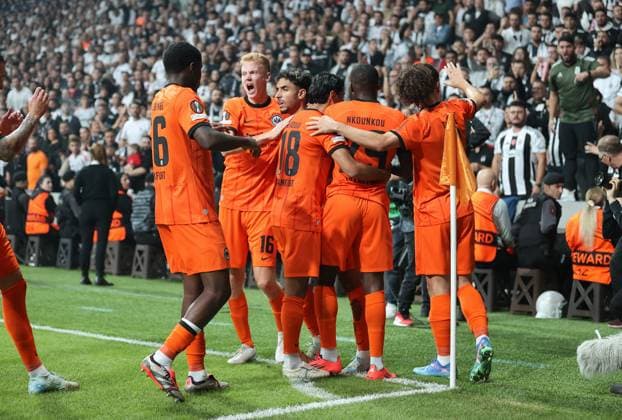 03 10 2024, Football UEFA Europa League, Besiktas JK Istanbul Eintracht Frankfurt, emonline, emspor, v l , Goal celebration, celebrate the goal by Omar Marmoush Eintracht Frankfurt , Goal celebration, celebrate the goal DFL DFB REGULATIONS PROHIBIT ANY USE OF PHOTOGRAPHS AS IMAGE SEQUENCES AND OR QUASI VIDEO xdcx Copyright: HMBxMedia