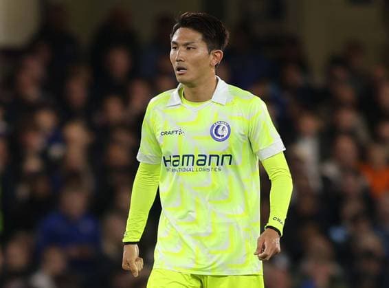 - Chelsea v Gent, UEFA Europa Conference League, League Stage, Stamford Bridge Stadium, London, UK - 3rd October 2024. Tsuyoshi Watanabe of KAA Gent. - Chelsea v Gent, UEFA Europa Conference League, League Stage, Stamford Bridge Stadium, London, UK - 3rd October 2024. Byline - Darren Campbell CrystalPix London Stamford Bridge Stadium UK Copyright: xDarrenxCampbellx CP_Chelsea_Gent_Darren_Campbell_23