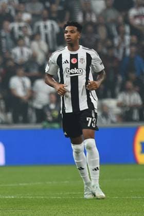 Felix Uduokhai of Besiktas during the UEFA Europa League 2024 25 League Phase MD2 match between Besiktas JK and Eintracht Frankfurt at Tupras Stadium on October 3, 2024 in Istanbul, Turkey. Istanbul Turkey Copyright: xSeskimphotox Besiktas-EFrankfurt-31024 (58)