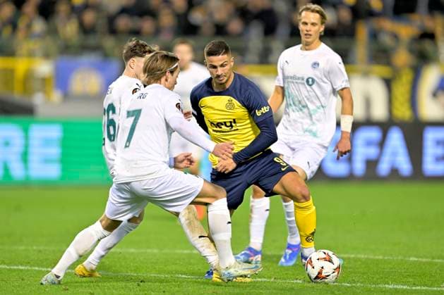 Royale Union Saint-Gilloise v FK Bodo Glimt - UEFA Europa League BRUSSELS, BELGIUM - OCTOBER 03 : Ivanovic Franjo forward of Royale Union Saint-Gilloise battles for the ball with Patrick Berg midfielder of FK Bodo Glimt during the UEFA Europa League phase matchday 2 match between Royale Union Saint-Gilloise and FK Bodo Glimt on October 3, 2024 in Brussels, Belgium, 03 10 2024 Brussels Belgium  Copyright: xSesx
