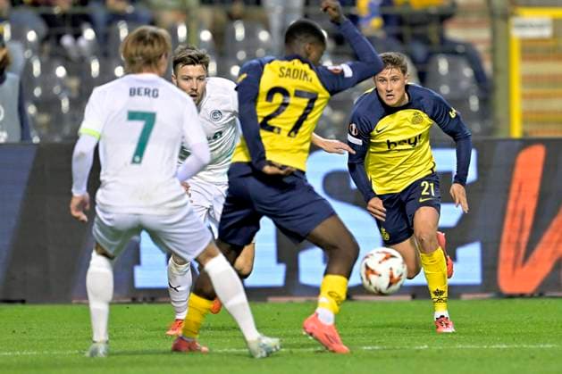 Royale Union Saint-Gilloise v FK Bodo Glimt - UEFA Europa League BRUSSELS, BELGIUM - OCTOBER 03 : Castro-Montes Alessio defender of Royale Union Saint-Gilloise during the UEFA Europa League phase matchday 2 match between Royale Union Saint-Gilloise and FK Bodo Glimt on October 3, 2024 in Brussels, Belgium, 03 10 2024 Brussels Belgium  Copyright: xSesx