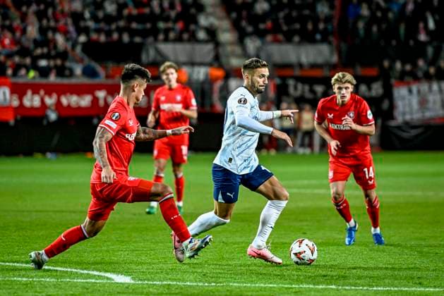 FC Twente defender Mees Hilgers, Fenerbahce forward Dusan Tadic, during the match Twente Fenerbahce at the Grolsch Veste for the UEFA Europa League League phase Matchday 2 season 2024 2025 in ENSCHEDE, Netherlands on 3 october 2024, photo by Stefan Koops EYE4images DeFodi Images Defodi 746 192549 Defodi-746