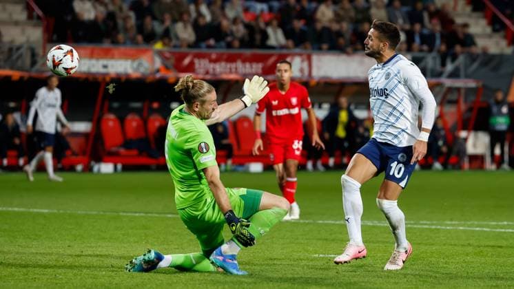 Dusan Tadic of Fenerbahce did score the 1-1 , UEFA Europa League 2024 25 League Phase MD2, FC Twente v Fenerbahce SK, De Grolsch Veste, October 3, 2024, Enschede, Netherlands.