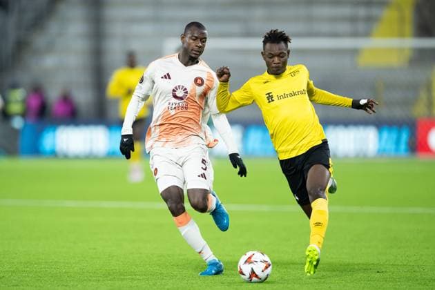 241003 Evan N Dicka of Roma and Jalal Abdullai of Elfsborg during the UEFA Europa League between Elfsborg and Roma on October 3, 2024 in Boras Photo Jörgen Jarnberger BILDBYRAN COP 112 JJ0405 fotboll football soccer fotball uefa europa league elfsborg roma bbeng  Copyright: JÖRGENxJARNBERGER BB241003JJ093