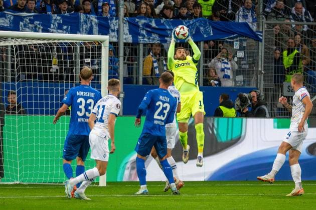 Soccer UEFA Europa League, 2024 season 25, Matchday 2 TSG Hoffenheim v Dynamo Kiev Picture Goalkeeper Georgiy Bushchan 1, Kiev defuse the situation Copyright: xUdoxHerrmannx