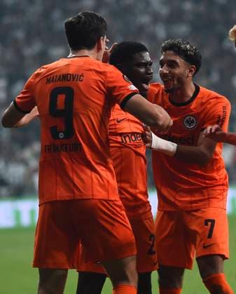 Eric Dina (26) of Eintracht Frankfurt celebrates after scoring the first goal of his team with teammates during the UEFA Europa League 2024 25 League Phase MD2 match between Besiktas JK and Eintracht Frankfurt at Tupras Stadium on October 3, 2024 in Istanbul, Turkey. (Photo by Seskimphoto ) Besiktas JK v Eintracht Frankfurt UEFA Europa League 2024 25 