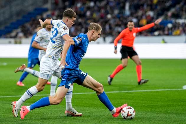 v li Taras Mykhavko FC Dynamo Kyiv, 32 , Max Moerstedt Hoffenheim, 33 , duel, duel scene, duel, tackle, tackling, dynamics, action, action, 03 10 2024, Sinsheim Germany , Football, UEFA Europa League, group stage, TSG 1899 Hoffenheim Dynamo Kiev, 03 10 2024, Sinsheim Germany , Football, UEFA Europa League, Group stage, TSG 1899 Hoffenheim Dynamo Kiev, DFB DFL REGULATIONS PROHIBIT ANY USE OF PHOTOGRAPHS AS IMAGE SEQUENCES AND OR QUASI VIDEO xozx