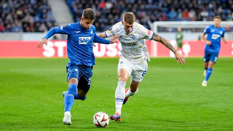 v li Adam Hlozek Hoffenheim, 23 , Volodymyr Brazhko FC Dynamo Kyiv, 6 , duel, duel, duel, tackle, tackling, dynamics, action, action, 03 10 2024, Sinsheim Germany , Football, UEFA Europa League, group stage, TSG 1899 Hoffenheim Dynamo Kyiv, 03 10 2024, Sinsheim Germany , Football, UEFA Europa League, Group stage, TSG 1899 Hoffenheim Dynamo Kyiv, DFB DFL REGULATIONS PROHIBIT ANY USE OF PHOTOGRAPHS AS IMAGE SEQUENCES AND OR QUASI VIDEO xozx