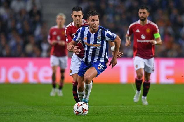 3rd October 2024: Dragao Stadium, Porto, Portugal; Europa League football, FC Porto versus Manchester United, ManU Nicol& xe1;s Gonz& xe1;lez of Porto  ActionPlus12699622 DanielxCastro