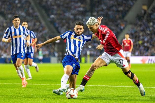 FC Porto Vs Manchester United, ManU in Porto, Portugal - 03 Oct 2024 Joao Mario (L) of FC Porto and Alejandro Garnacho of Manchester United during the UEFA Europa League 2024 25 League Phase MD2 match between FC Porto and Manchester United at Estadio do Dragao. Final score: FC Porto 3:3 Manchester United Porto Portugal Copyright: xDiogoxBaptistax xSOPAxImagesx DB2024_FCPvsManUNITED_0024