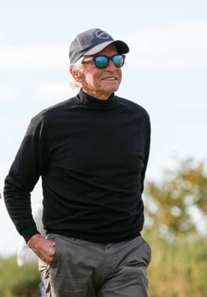 Michael Douglas on the 1st tee. Alfred Dunhill Links Championship 2024, Day Two, Golf, Kingsbarns, Scotland, UK - 04 Oct 2024  Copyright: xStuartxWallace Shutterstockx 14751991u