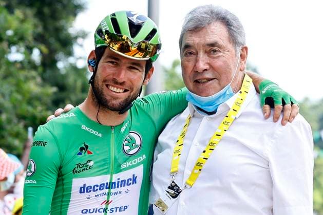 Tour de France 2021 - stage 19 LIBOURNE, FRANCE - JULY 16 : CAVENDISH Mark (GBR) of DECEUNINCK - QUICK-STEP & MERCKX Eddy (BEL) cycling legend of Belgium during stage 19 of the 108th edition of the 2021 Tour de France cycling race, a stage of 207 kms between Mourenx and Libourne. on July 16, 2021 in Libourne, France, 16 07 2021 Libourne France  Copyright: xJanxDexMeuleneirx 10933948-043