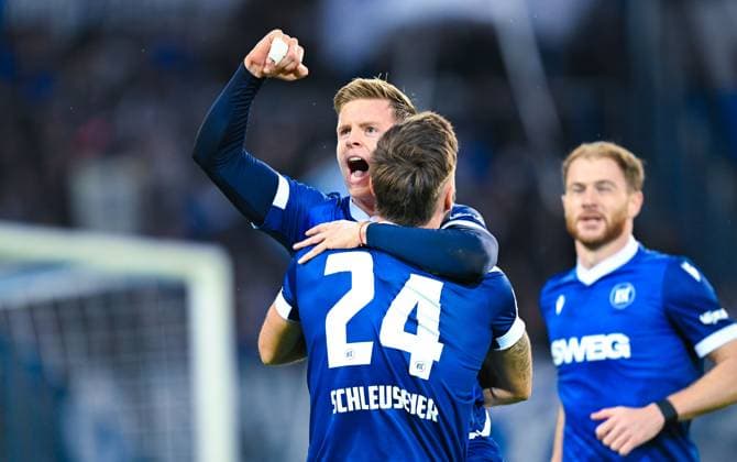 Dzenis Burnic Karlsruher SC celebrates his goal with Fabian Schleusener Karlsruher SC and Budu Zivzivadze Karlsruher SC , 2 Bundesliga, Karlsruher SC vs SV Darmstadt 98, BBBank Wildpark on October 04, 2024 in Karlsruhe, Germany Photo by Silas Schueller DeFodi Images Dzenis Burnic Karlsruher SC celebrates his goal with Fabian Schleusener Karlsruher SC and Budu Zivzivadze Karlsruher SC , 2 Bundesliga, Karlsruher SC vs SV Darmstadt 98, BBBank Wildpark on October 4, 2024 in Karlsruhe, Germany Photo by Silas Schueller DeFodi Images Defodi 738 738 KSCSVD 20241004 333 Defodi-738