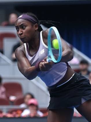 (241005) -- BEIJING, Oct. 5, 2024 -- Coco Gauff of the United States hits a return during the women s singles semifinal match against Paula Badosa of Spain at the 2024 China Open tennis tournament in Beijing, China, Oct. 5, 2024. ) (SP)CHINA-BEIJING-TENNIS-CHINA OPEN-WOMEN S SINGLES (CN) ZhangxLong 