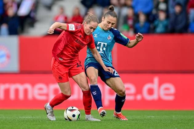 v li Sydney Lohmann FC Bayern Munich, FCB, 12 Sylwia Matysik Cologne, 20 in duel, duel, tackle, dynamics, action, action, 05 10 2024, Munich Germany , Football, Google Pixel Women Bundesliga, FC Bayern Munich 1 FC Cologne, DFB DFL REGULATIONS PROHIBIT ANY USE OF PHOTOGRAPHS AS IMAGE SEQUENCES AND OR QUASI VIDEO xslx