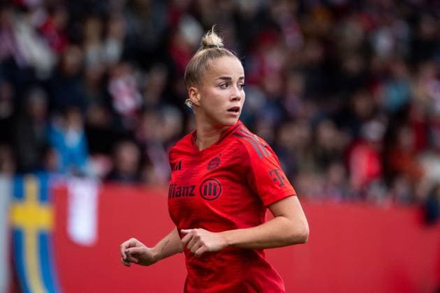 Giulia Gwinn FC Bayern Muenchen, 07 , GER, FC Bayern Muenchen vs 1 FC Koeln, Fußball Google Pixel Frauen Bundesliga, 5 Spieltag, Saison 2024 2025, 05 10 2024 DFB regulations prohibit any use of photographs as image sequences and or quasi video GER, FC Bayern Muenchen vs 1 FC Koeln, Fussball Google Pixel Frauen Bundesliga, 5 Spieltag, Saison 2024 2025, 05 10 2024 Muenchen Copyright: xEibner-Pressefoto Memmlerx EP_MMR
