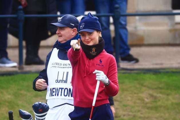5th October 2024; The Old Course at St Andrews, Fife, Scotland; Alfred Dunhill Links Golf Championship, Round 3; Actress Kathryn Newton spots the camera on the firs tee of the Old Course, St Andrews, during the third round of the Dunhill Links Championship  ActionPlus12700121 DavidxYoung