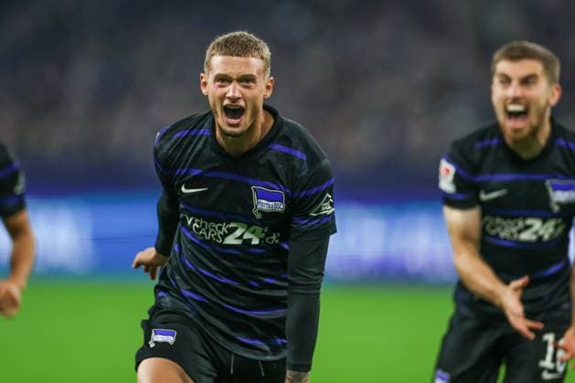 05 10 2024, Football, Season 2024 2025, 2 Bundesliga, Matchday 8, FC Schalke 04 Hertha BSC, Michael Cuisance Hertha BSC cheers after his goal to make it 0 to 1 Gelsenkirchen Veltins Arena NRW Germany xRHR PHOTO TRx Copyright: TimxRehbein RHR-FOTOx RHR-FOTO TR
