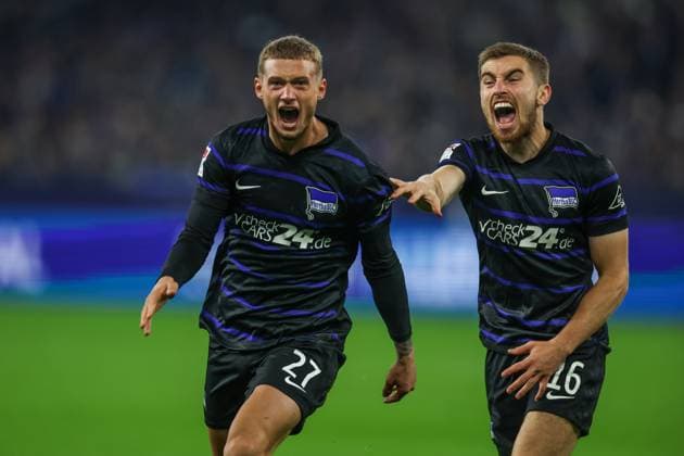 05 10 2024, Football, Season 2024 2025, 2 Bundesliga, Matchday 8, FC Schalke 04 Hertha BSC, Michael Cuisance Hertha BSC cheers after his goal to make it 0 to 1 Gelsenkirchen Veltins Arena NRW Germany xRHR PHOTO TRx Copyright: TimxRehbein RHR-FOTOx RHR-FOTO TR