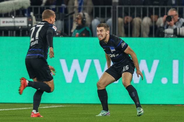 Soccer 2 Bundesliga 8 Matchday FC Schalke 04 Hertha BSC Berlin on 05 10 2024 at the Veltins Arena in Gelsenkirchen Goal celebration to 0 1 by Michael Cuisance Berlin DFL regulations prohibit any use of photographs as image sequences and or quasi video xJRx