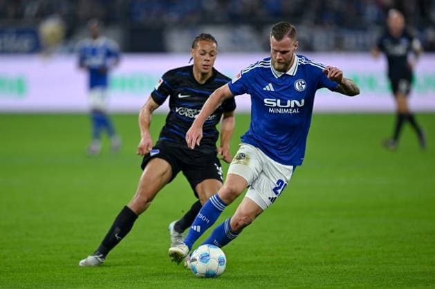 05 10 2024, Football, 2 Bundesliga, Matchday 8 Season 2024 2025, FC Schalke 04 Hertha BSC, Derry Lionel Scherhant Hertha BSC , TomaÅ¡ Kalas FC Schalke 04 xRHR FOTO TKx Copyright: RHR-FOTOx RHR-FOTO TK