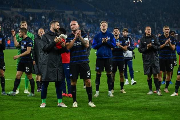 05 10 2024, Soccer, 2 Bundesliga, Matchday 8 Season 2024 2025, FC Schalke 04 Hertha BSC, Jonjoe Kenny Hertha BSC , Toni Leistner Hertha BSC , Jan Luca Schuler Hertha BSC , Kevin Sessa Hertha BSC , xRHR FOTO TKx Copyright: RHR-FOTOx RHR-FOTO TK