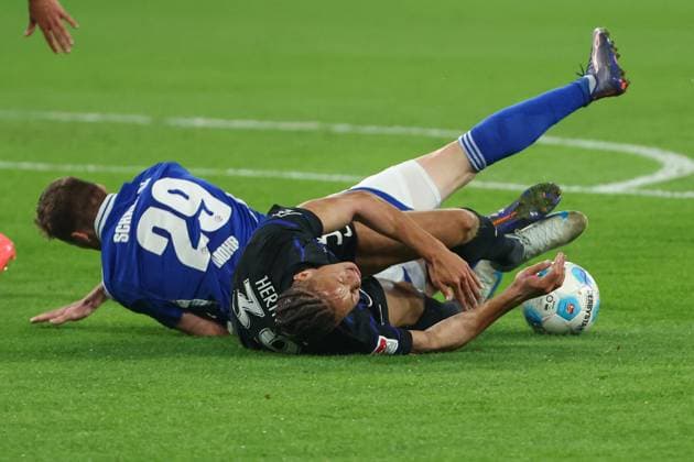 2 Bundesliga FC Schalke 04 Hertha BSC Berlin on 05 10 2024 at the Veltins Arena in Schalke Tobias Mohr Schalke 29 vs Derry Scherhant Hertha 39 MH