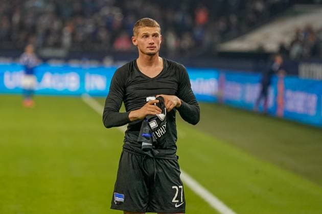 Soccer 2 Bundesliga Season 2024 2025, Matchday 8 FC Schalke 04 vs Hertha BSC Veltins Arena, Gelsenkirchen Michael Bruno Dominique Cuisance Hertha BSC 27 Copyright: xJOERANxSTEINSIEKx
