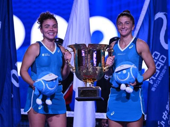 Tennis, WTA tournament in Beijing, Sara Errani and Jasmine Paolini win doubles final