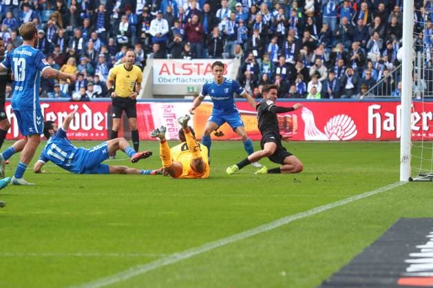 06 10 2024, xgox, Fussball 2 Bundesliga, 1 FC Magdeburg SpVgg Greuther Fuerth emspor, v l Mohammed El Hankouri Magdeburg, 11 scores from penalty kick to 1 0 DFL DFB REGULATIONS PROHIBIT ANY USE OF PHOTOGRAPHS as IMAGE SEQUENCES and or QUASI VIDEO Magdeburg