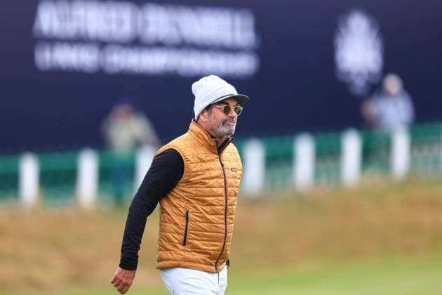 6th October 2024; The Old Course at St Andrews, Fife, Scotland; Alfred Dunhill Links Golf Championship, Final Round; Singer Huey Lewis on the fairway of the first hole of the Old Course, St Andrews, during the final round of the Dunhill Links Championship  ActionPlus12700925 DavidxYoung