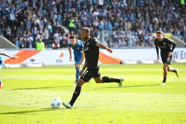 Scorer Julian Green SpVgg Greuther Fürth,37 scores from the penalty spot to make it 2 1 2 Soccer Bundesliga Season 2024 2025 1 FC Magdeburg vs SpVgg Greuther Fürth at the Avnet Arena in Magdeburg Action,Soccer,Man,Men,Germany,06 10 2024