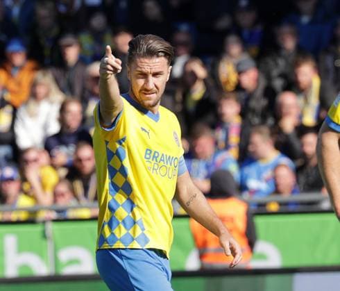Ermin Bicakcic Eintracht Braunschweig Football, Men, Season 2024 2025 2 BL, Eintracht Stadion, Eintracht Braunschweig vs Hannover 96, Lower Saxony derby, 2 0 DFL REGULATIONS PROHIBIT ANY USE OF PHOTOGRAPHS AS IMAGE SEQUENCES AND OR QUASI VIDEO