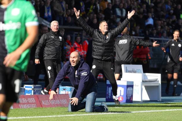 Braunschweig vs Hannover, 2 BL Braunschweig, 06 10 2024, FOOTBALL Eintracht Braunschweig vs Hannover 96, 2 BL, Season 2024 25 Head coach Daniel Scherning Eintracht Braunschweig , Co coach Andreas Zimmermann Eintracht Braunschweig Braunschweig