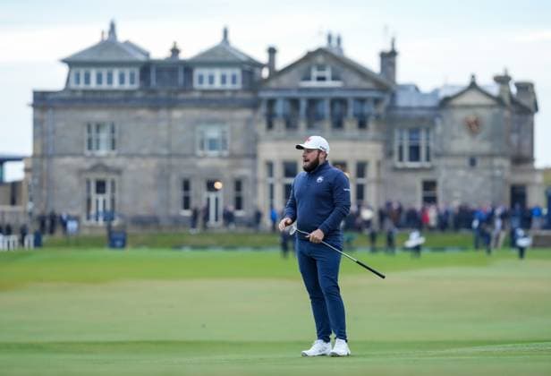 Tyrrell Hatton reflects on a missed birdie putt on the 17th green. Alfred Dunhill Links Championship 2024, Day Four, Golf, Old Course, St Andrews, Scotland, UK - 06 Oct 2024  Copyright: xStuartxWallace Shutterstockx 14758266am