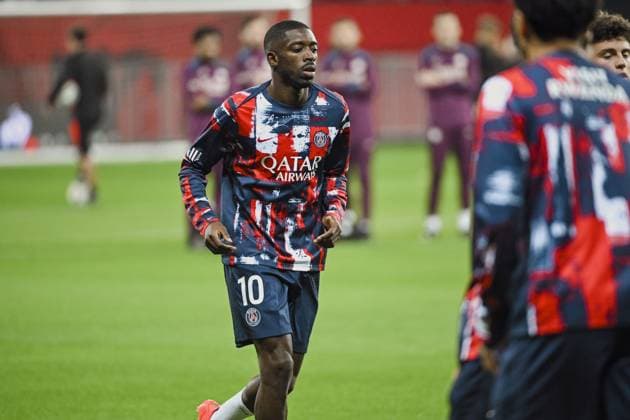 Fußball, OGC Nizza - Paris St. Germain Forward DEMBELE Ousmane (Paris Saint-Germain). OGC Nice vs Paris Saint Germain, J7, Ligue 1 Mcdonalds in Allianz Riviera Stadium, NICE, France, on 06 October, 2024. FOOTBALL : OGC Nice vs PSG - Ligue 1 - J7- 10 06 24 FredDides Panoramic 