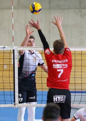 BAU 06 10 2024 Ludwigsburg Volleyball Barock Volleys MTV Ludwigsburg vs Ceratonia Volleys Eltmann, Richard Peemüller LB, left