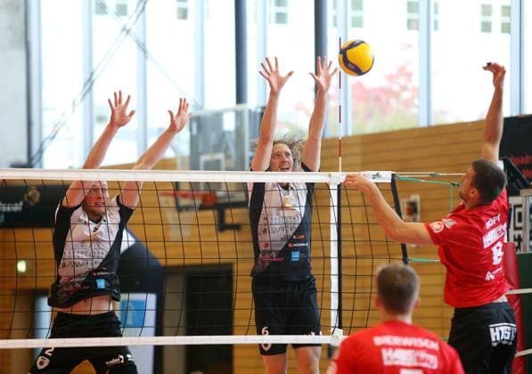 BAU 06 10 2024 Ludwigsburg Volleyball Barock Volleys MTV Ludwigsburg vs Ceratonia Volleys Eltmann, f l Philipp Herrmann, Ben Simon Bonin LB