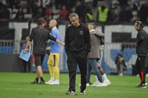 Fußball, OGC Nizza - Paris St. Germain Coach ENRIQUE Luis (Paris Saint-Germain COACH). OGC Nice vs Paris Saint Germain, J7, Ligue 1 Mcdonalds in Allianz Riviera Stadium, NICE, France, on 06 October, 2024. FOOTBALL : OGC Nice vs PSG - Ligue 1 - J7- 10 06 24 FredDides Panoramic 