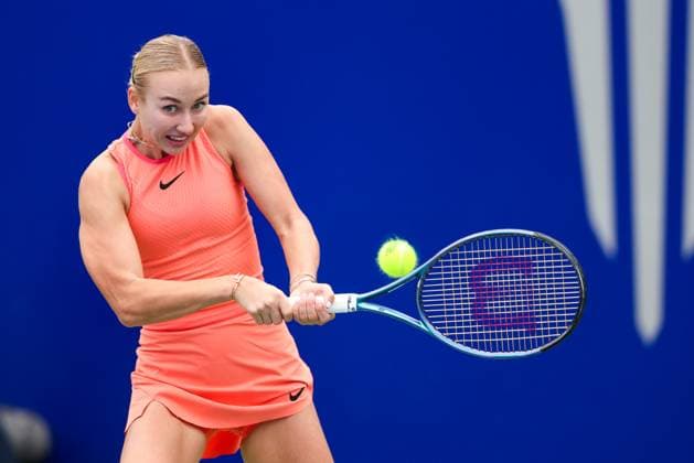 WUHAN, CHINA - OCTOBER 07: Anastasia Potapova of Russia competes in the Women s Singles Round of 64 match against Katie Volynets of United States on day three of 2024 Wuhan Open at Optics Valley International Tennis Center on October 7, 2024 in Wuhan, Hubei Province of China.  Copyright: xVCGx 111522342635
